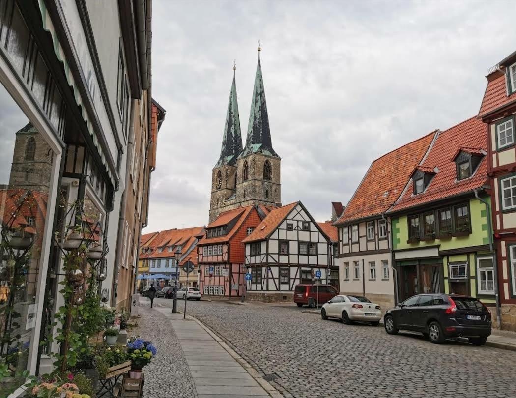 Am Mathildenbrunnen Klein Appartement Quedlinburg Buitenkant foto